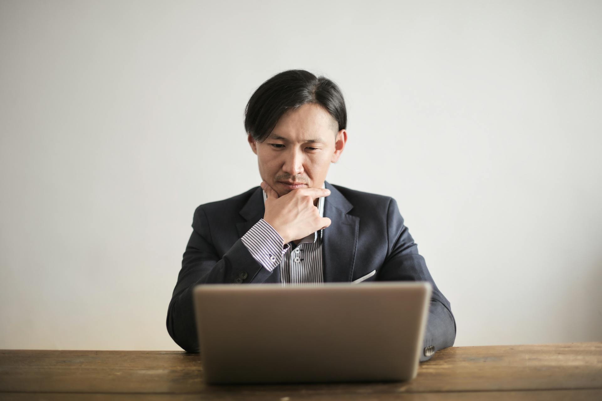 What Scammers Know About Buyer Psychology (That Most Marketers Don’t)